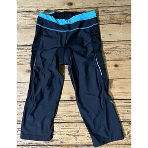 Trayl Woman's Size M Black Padded Cycle Capri Pants